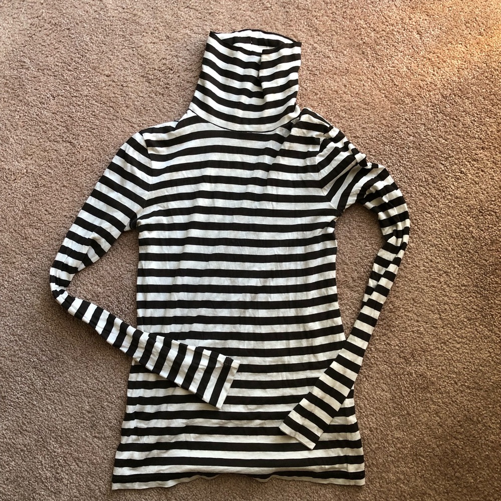 🚫SOLD🚫 EUC J Crew Striped Turtleneck XS